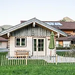 Lenggrieser Bergcamping - Almchalet Panoramahuette *