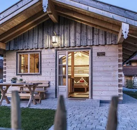 Lenggrieser Bergcamping - Almchalet Panoramahuette * 렌그레스