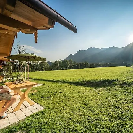Lenggrieser Bergcamping - Almchalet Panoramahuette Апартаменты *